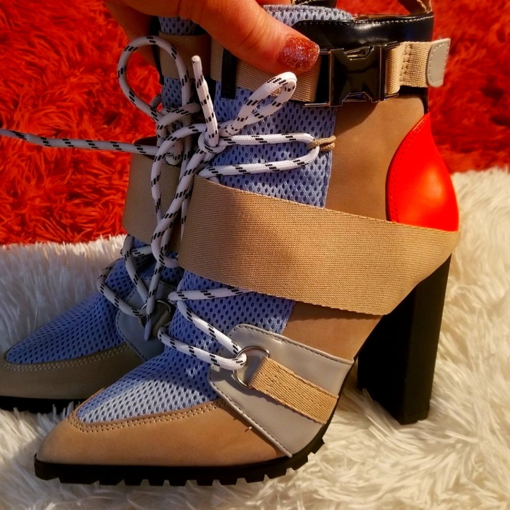 Super cute booties, Bought for $80 for my daughter but shes no longer a 6.5.